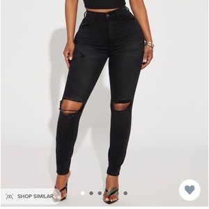 Fashion Nova Show Off Booty Lifter Stretch Skinny Jeans